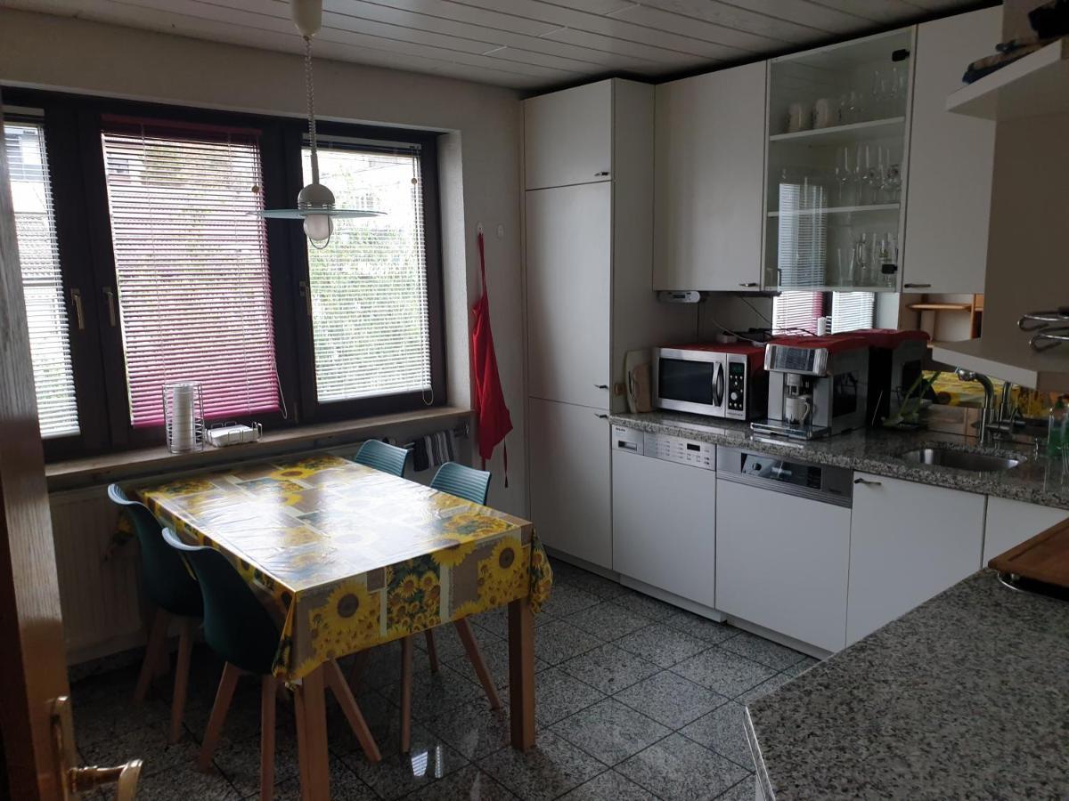Wohnung Fuer 4 Personen, 2 Schlafzimmer, 2 Parkplaetze, Wlan Констанц Экстерьер фото