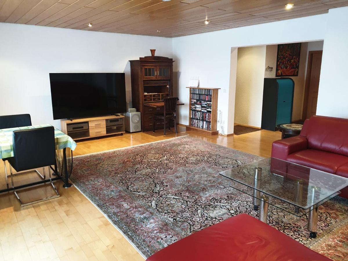 Wohnung Fuer 4 Personen, 2 Schlafzimmer, 2 Parkplaetze, Wlan Констанц Экстерьер фото