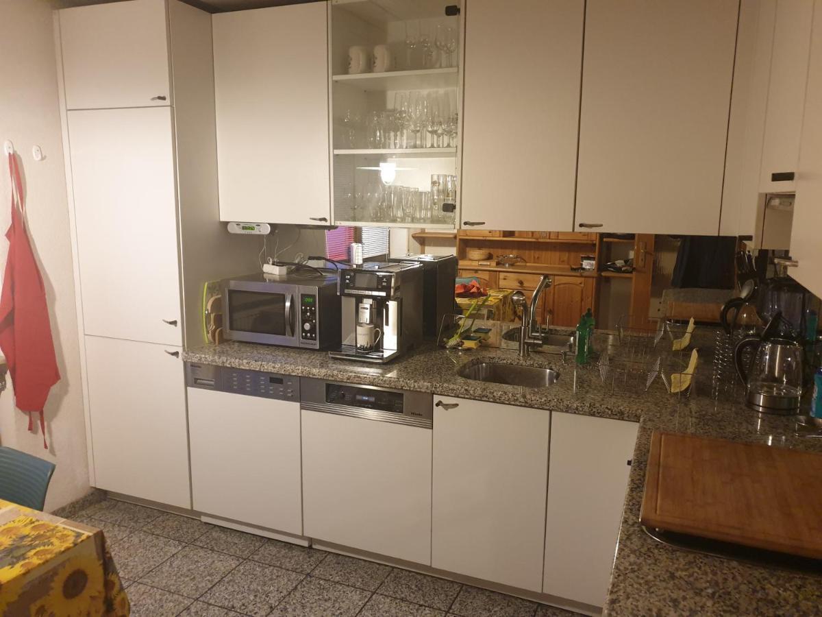 Wohnung Fuer 4 Personen, 2 Schlafzimmer, 2 Parkplaetze, Wlan Констанц Экстерьер фото